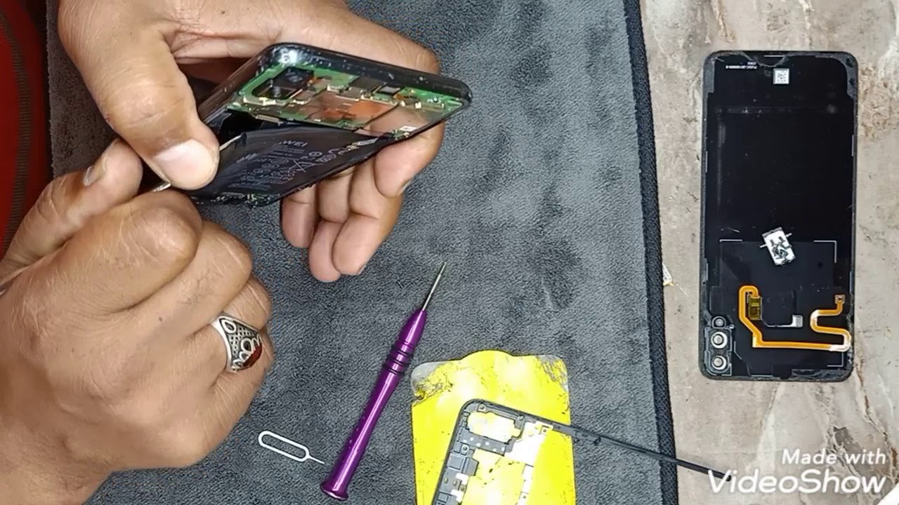 تغير شاشة لجهاز هواوى هونراكس٨ Change the screen for Huawei Honor X8.