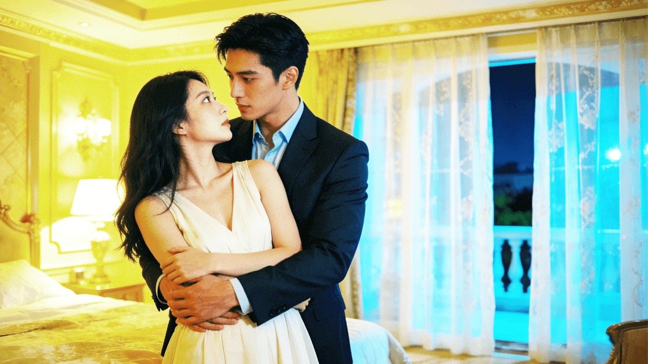 Reborn, I realized the CEO I saw as brother always loved me, his devoted, obsessive love spoils me!