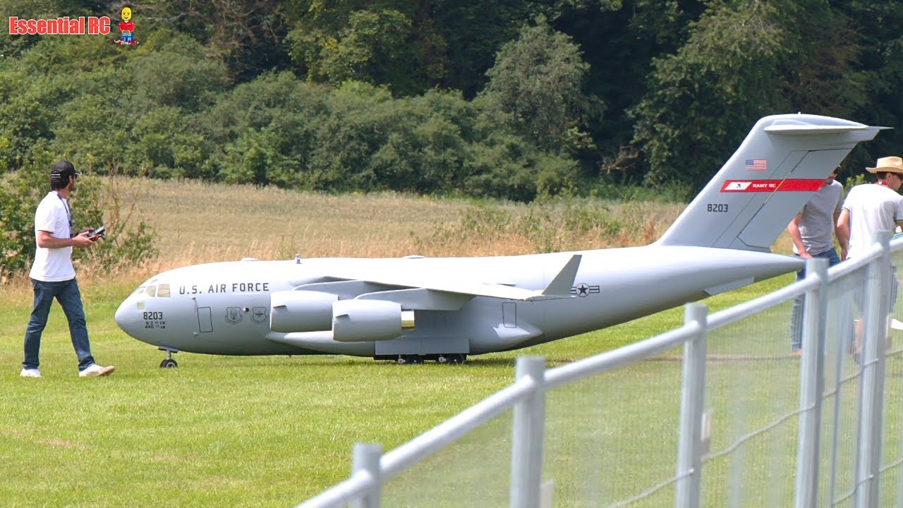 Ramy RC flies Tyler Perry's Giant 149KG XXXL C-17 Globemaster at Airliner Meeting 2024