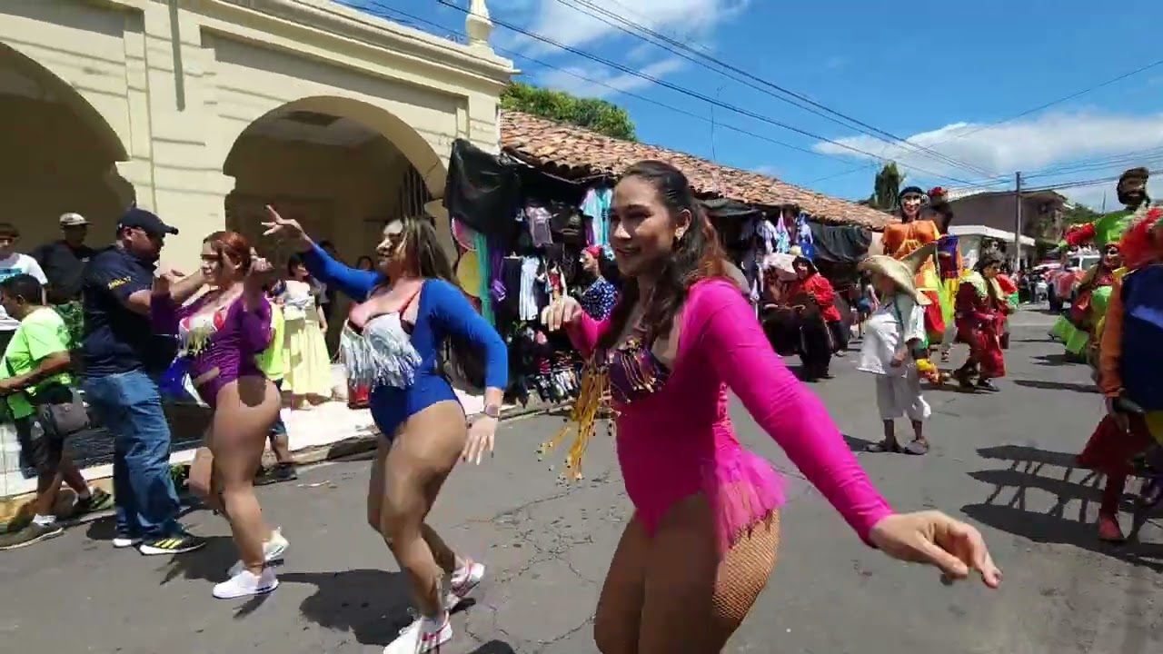 Desfile de Correo Anamorós 2025