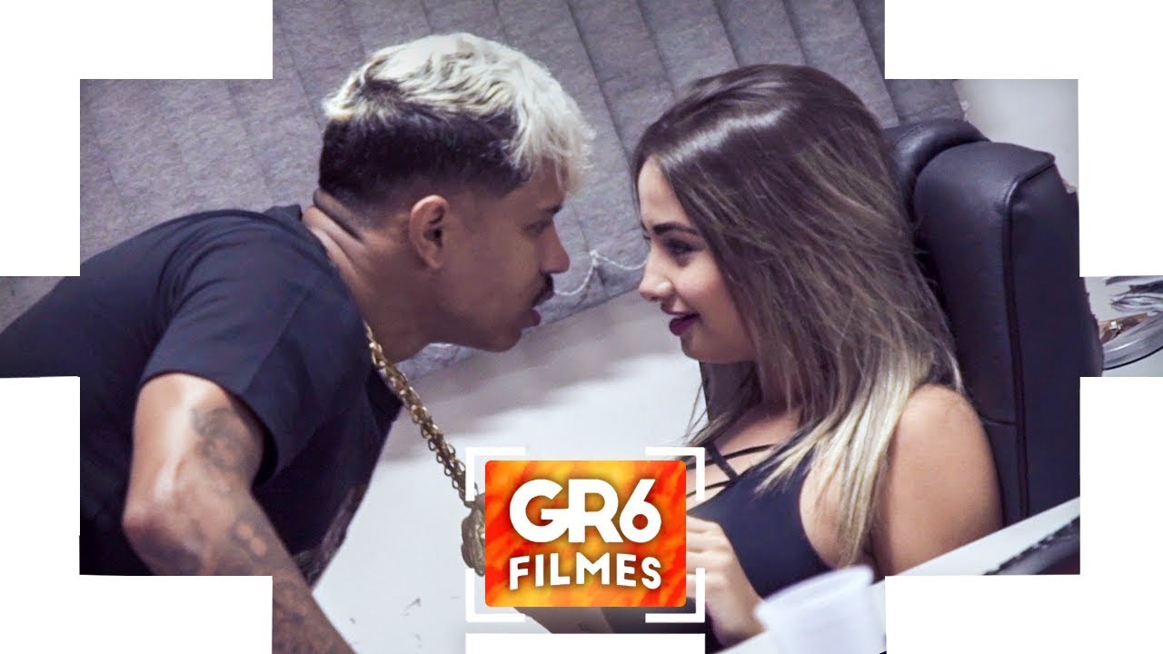 MC Mingau - Ela Fode Comigo (Video Clipe) DJ Nene MPC