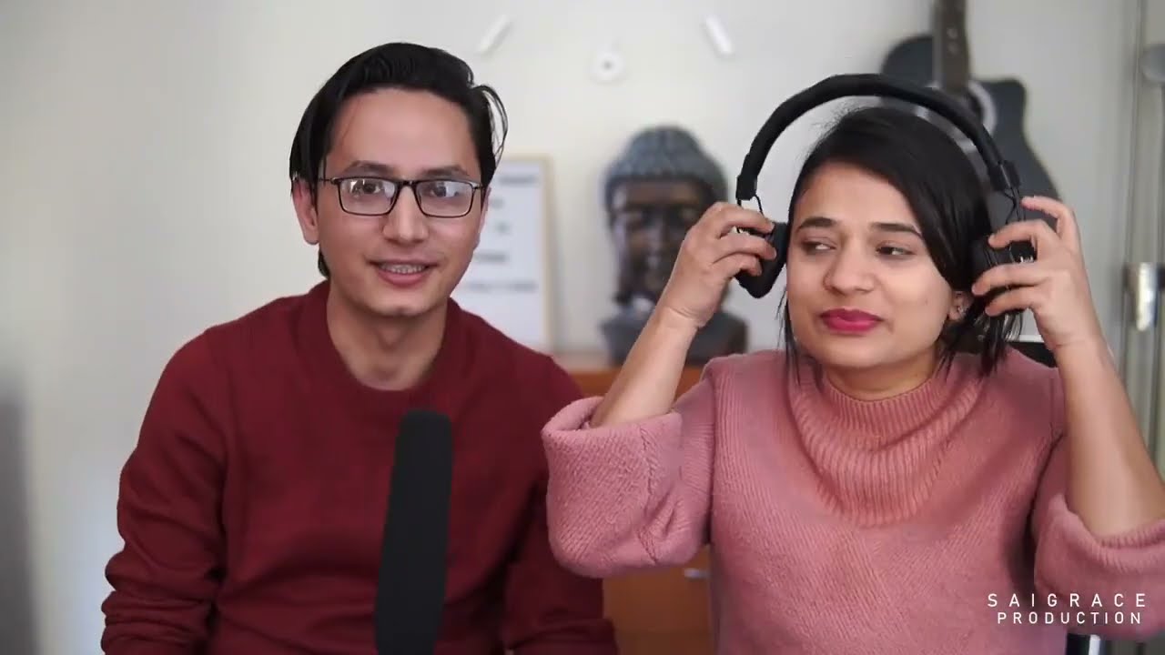 Lips reading Game Saigrace & Srita old video