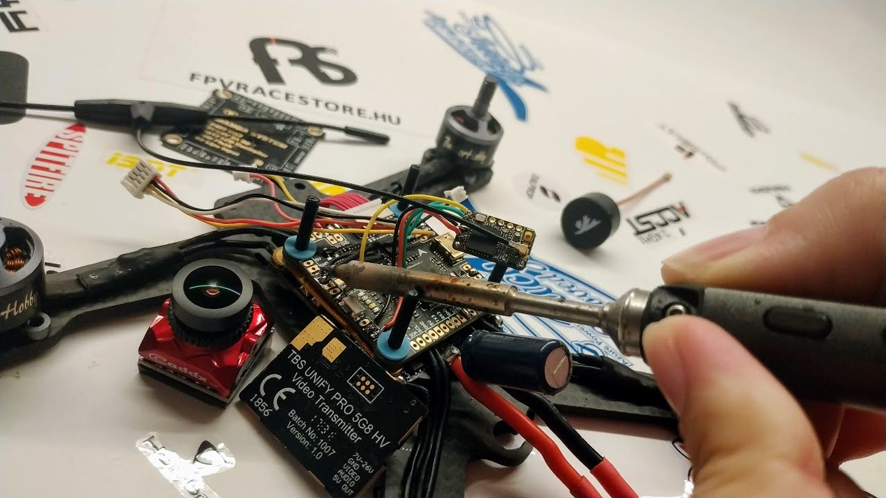 Diatone Mamba F405 MK2 Stack 3. Rész Repülésvezérlő beforrasztása + Caddx Ratel kicsomagolás