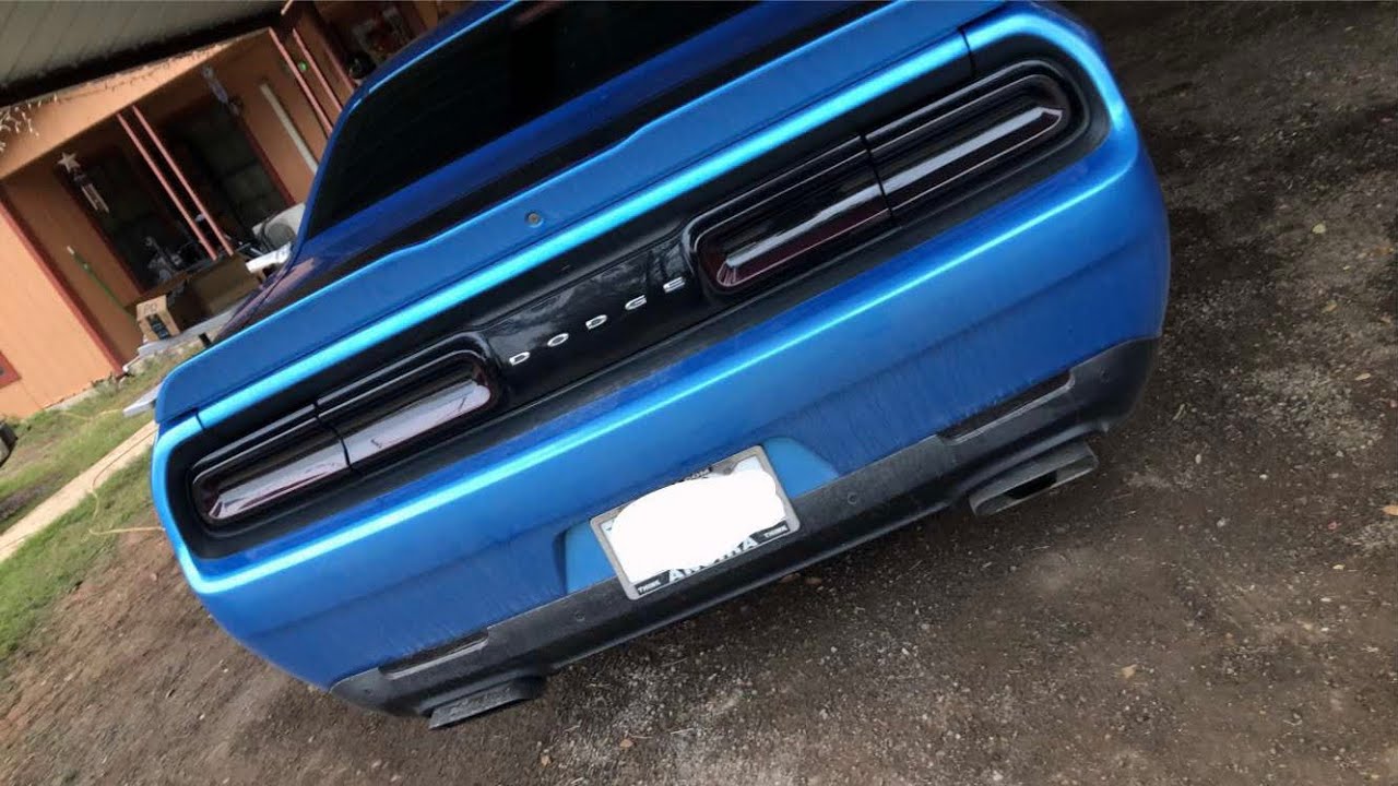 Installing smoked Taillight covers and Grill inserts on (challenger rt plus 2015)🔥😳
