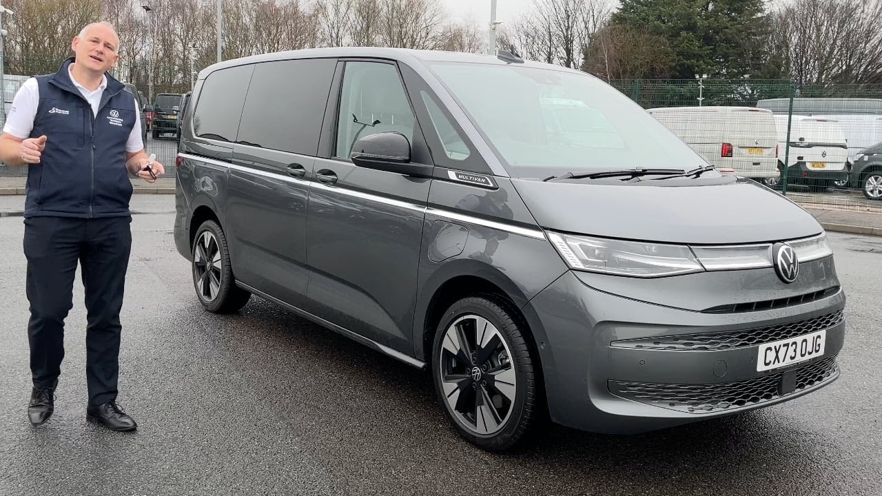 Является ли VW Multivan идеальным семейным автомобилем?