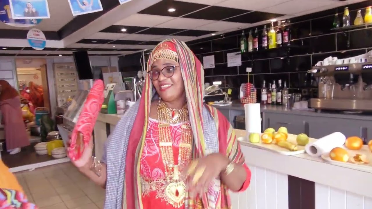 Oukoumbi de Nassabia & Djimi (Abdillah) #Helendje - #Djomani mboudé