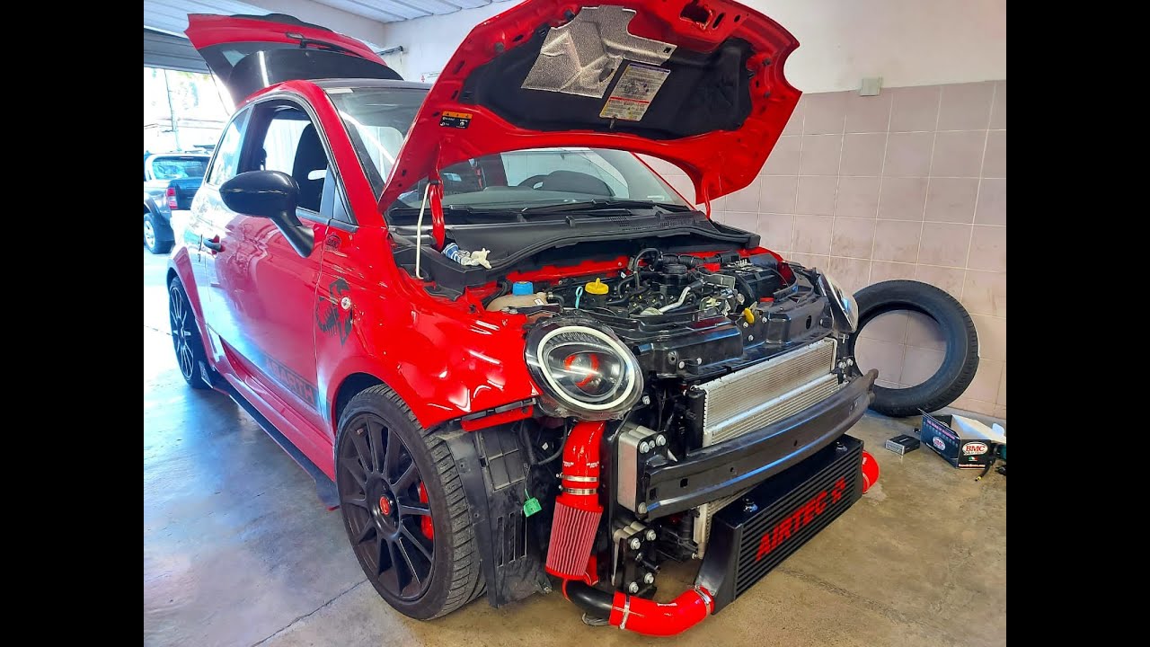 Je change l'échangeur et l'admission de mon Abarth 595 Competizione