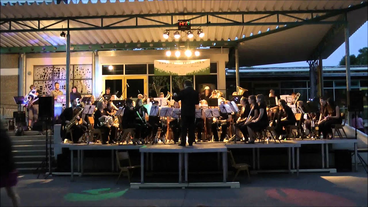 Turn of a friendly card 1 - Alan Parsons Project live mit Blasorchester