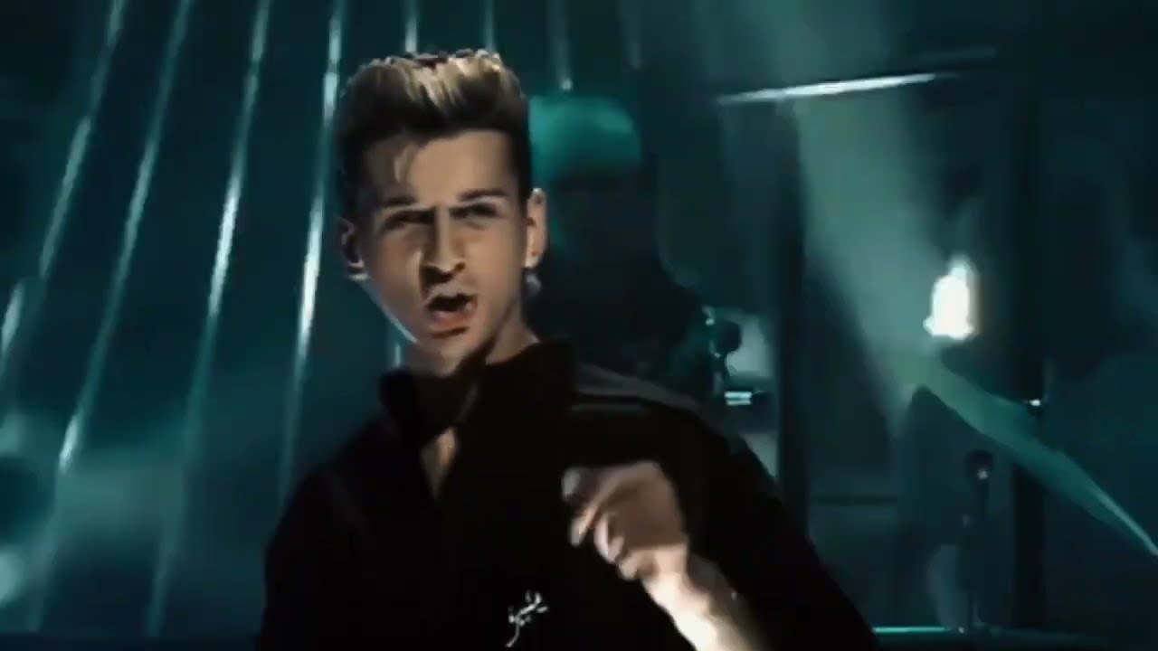 Depeche Mode - Master And Servant Top Of Pops 1984 (Remastered Video)