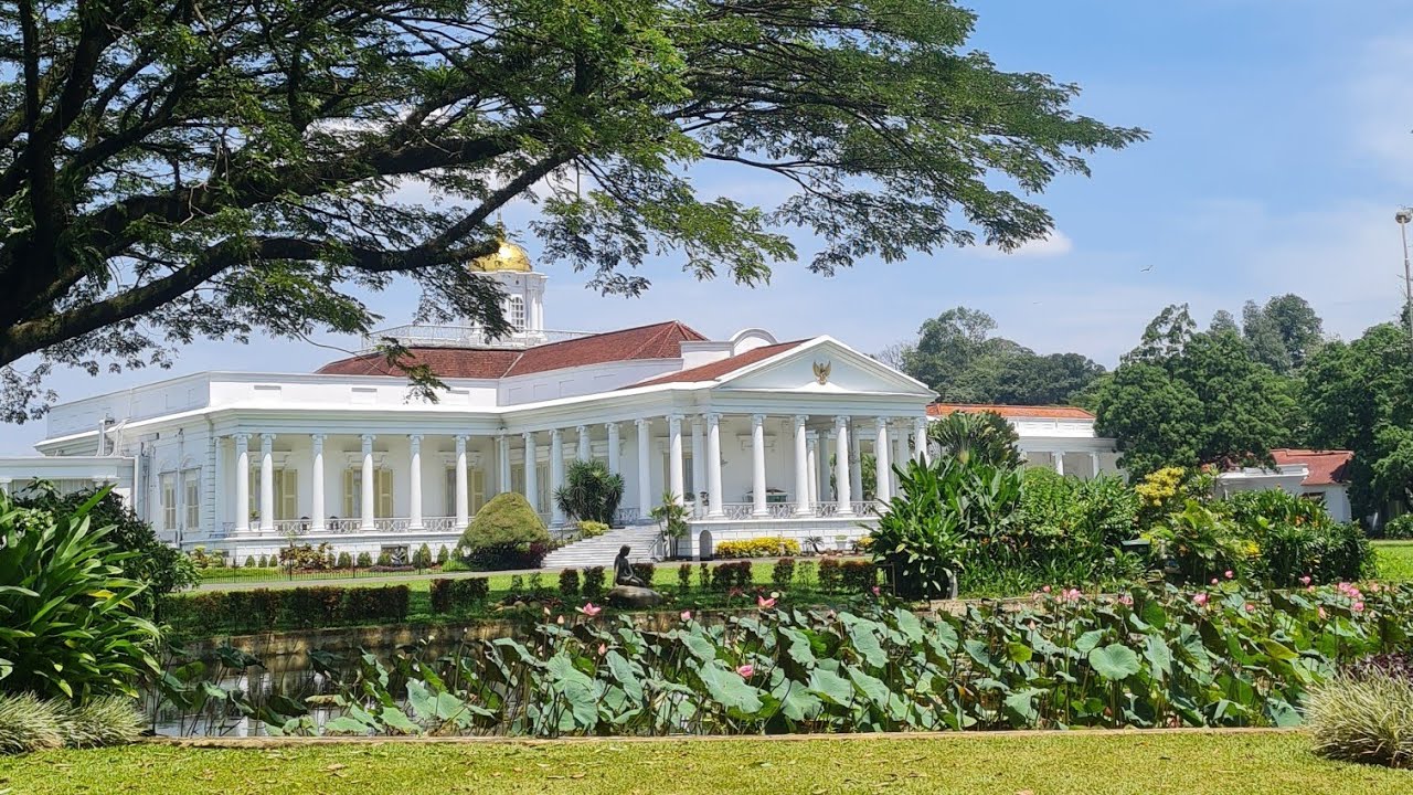 Tour the Bogor Botanical Gardens