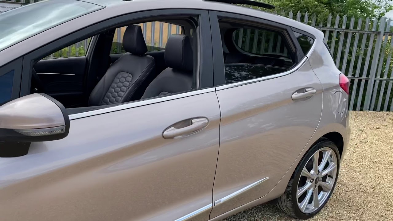 Ford Fiesta 2018 vignale 5dr manual huge spec
