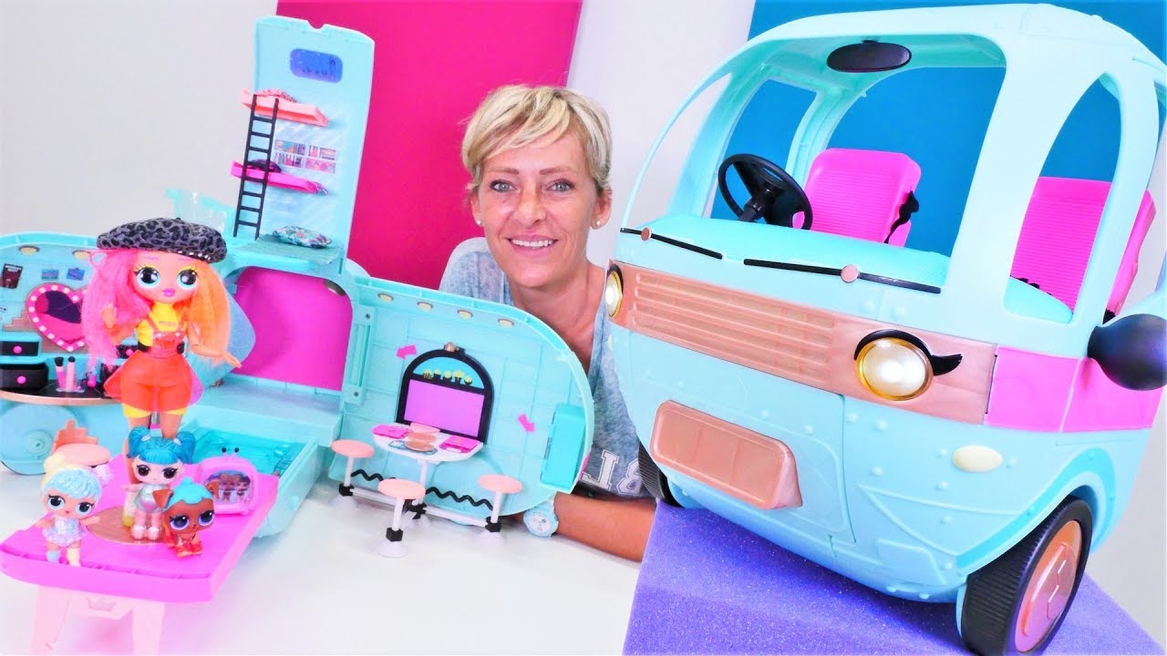 Spielspa&szlig; mit L.O.L. Puppen &ndash; Nicole hat eine &Uuml;berraschung - Video f&uuml;r Kinder