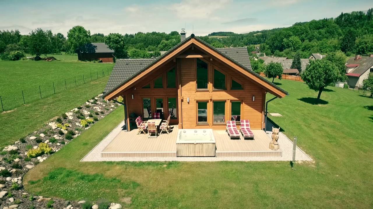 WOODLIFE- ROUBENKA VRCHLABÍ – VÍTĚZ ANKETY DŘEVOSTAVBA ROKU ČASOPISU sruby&roubenky 2015