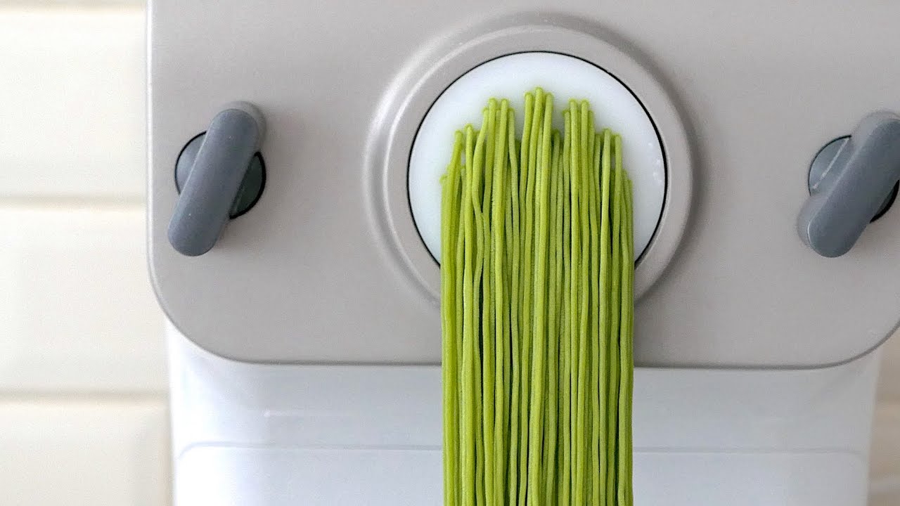 Spinach Ramen 🍜 Healthy Japanese Noodles with Philips Pasta Maker