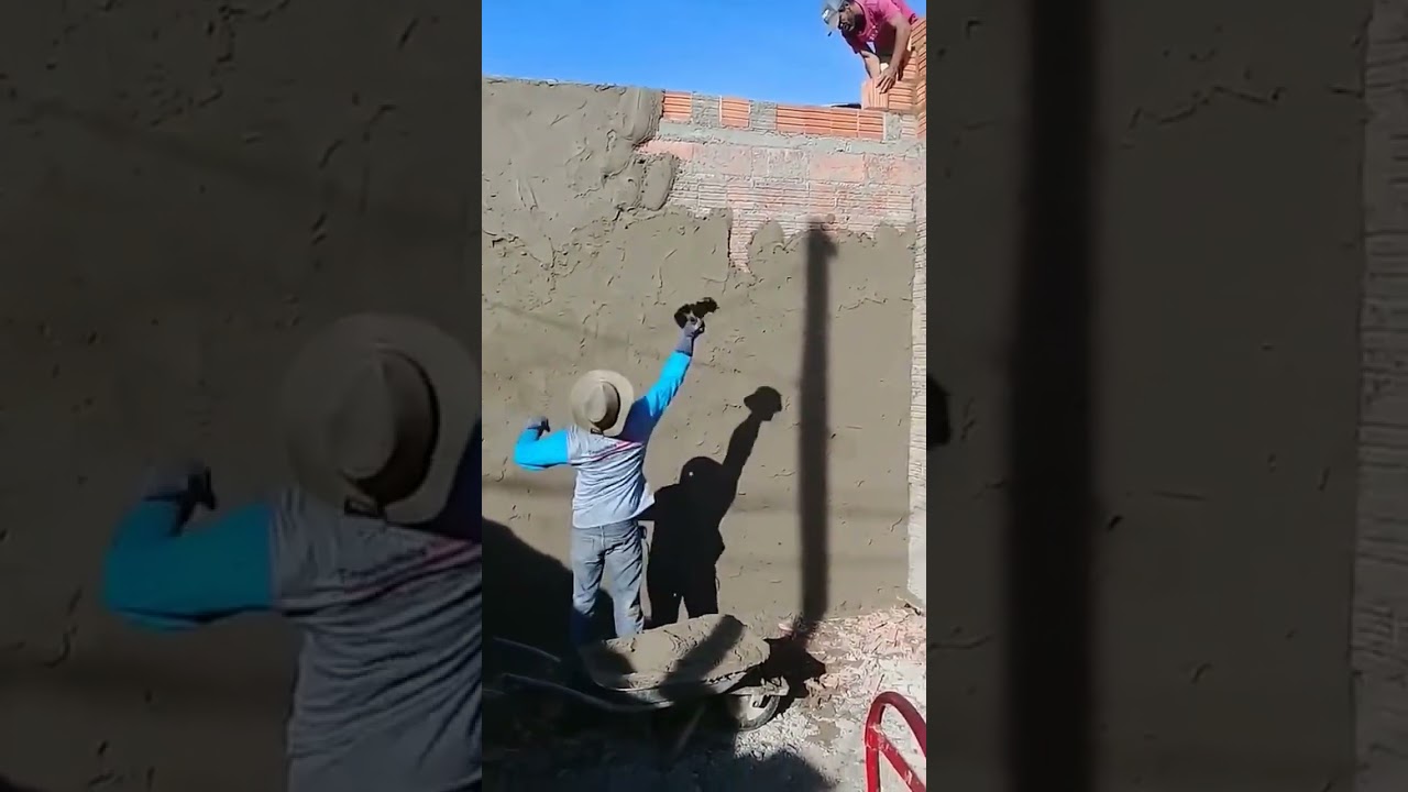 Quando o pedreiro &eacute; bom de chapar massa 😂👷.