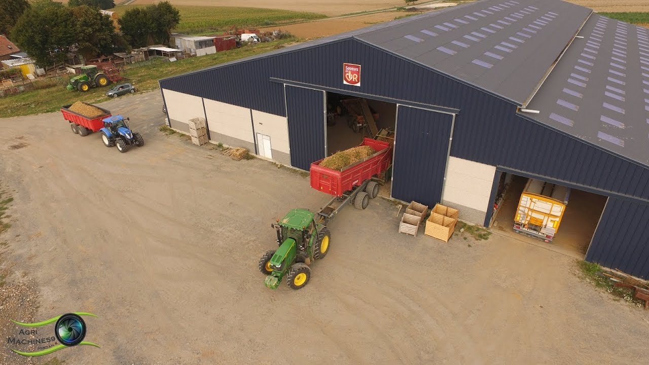 Arrachage des pommes de terre au stockage | Gaec l'hotellerie