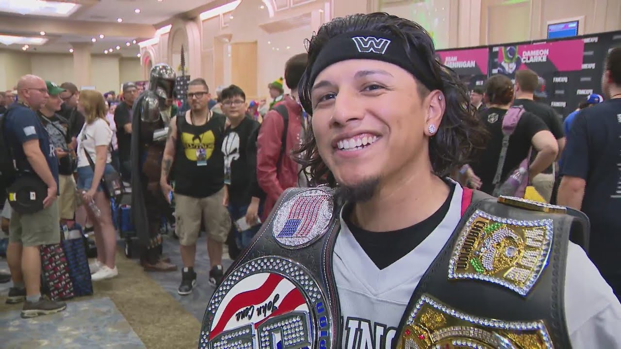 Weekend Break: Fan Expo Chicago - WGN News at 5