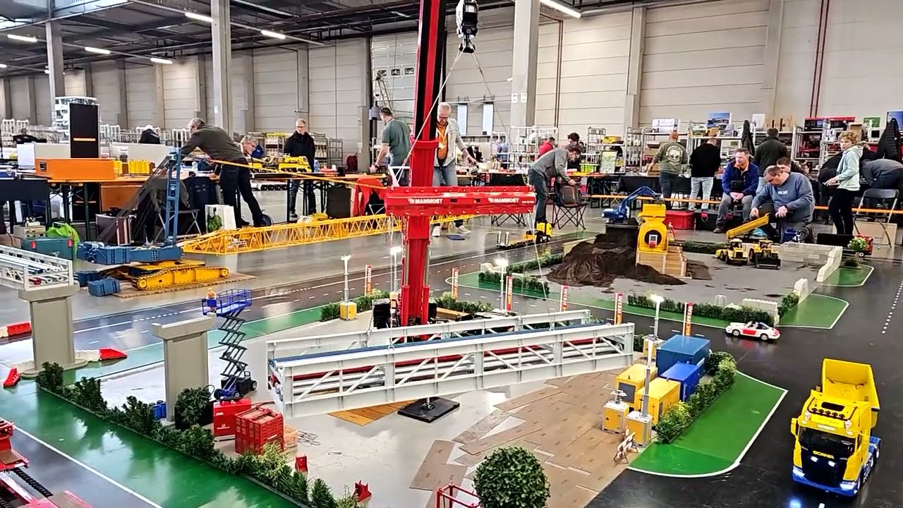 Modelshow Europe Ede 15 Maart 2025 @ Amazing RC Zwaartransport Trucks & Cranes Bemoc Nederland 2