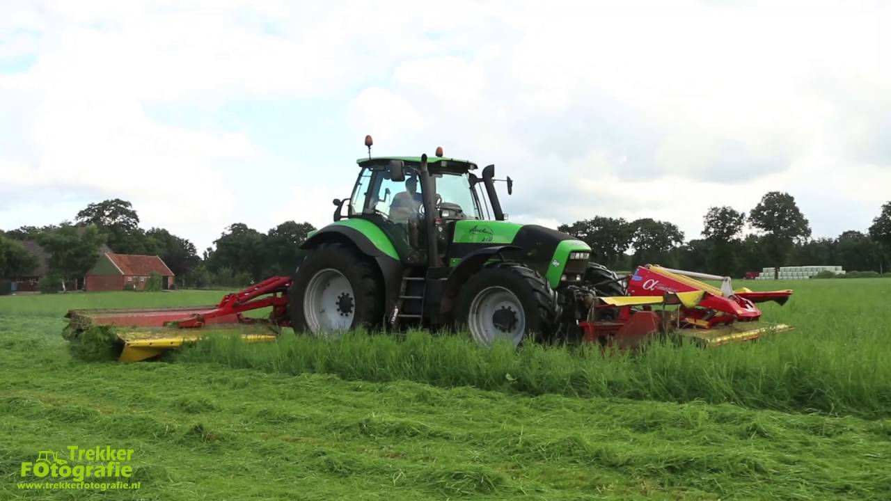 Veldkamp Haule aan het maaien met 2 combinaties