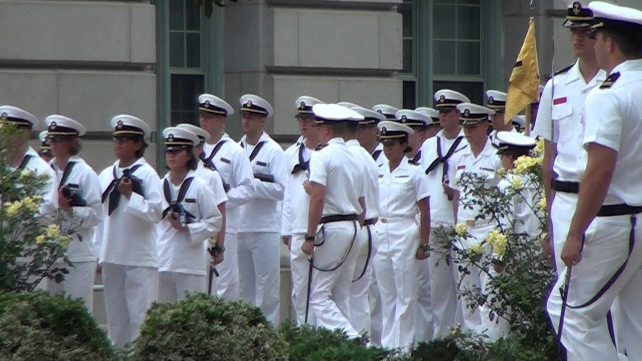 USNA PS 28Jul2013 Noon Meal Formation Starboard Battalion