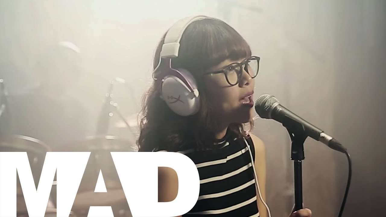 [MAD] อยากให้รู้ว่ารักเธอ - Joni Anwar (Cover) | Midnight Band