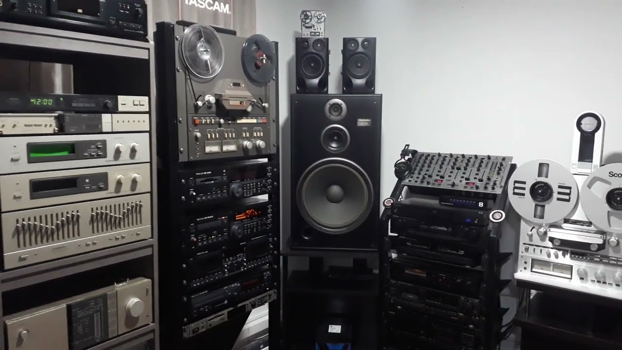 DAT Tascam DA-30 MK II. Digital Audio Tape.