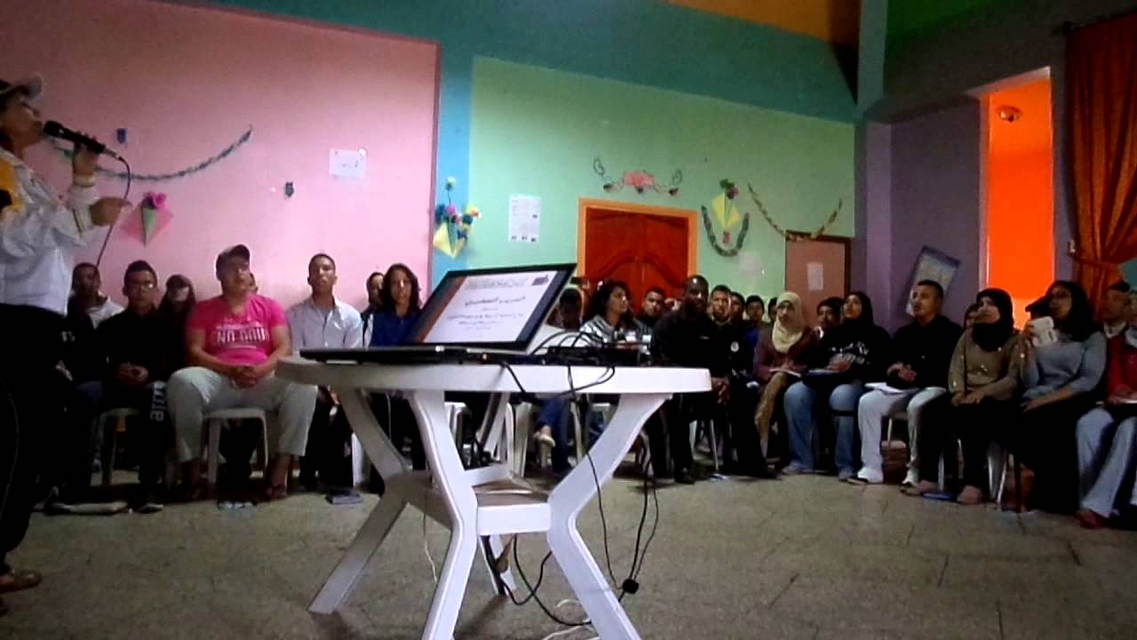 مقتطفات من بعض الاناشيد داخل التدريب التحضيري 2014 ELMAWAHIB أداء سعدية حيرش