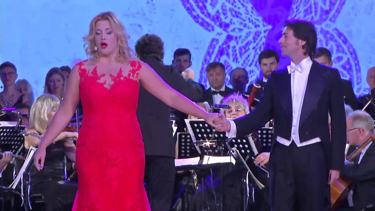 Moreno Torroba: Mazurca de las sombrillas/Luisa Fernanda JARADANZA, IWONA SOBOTKA, JOSE LUIS SOLA