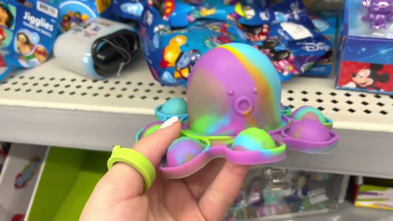 Скупаем все игрушки Tie Dye Fidget, Pop It и Squishmallow в Walmart! 🎨✨ Шоппинг без бюджета