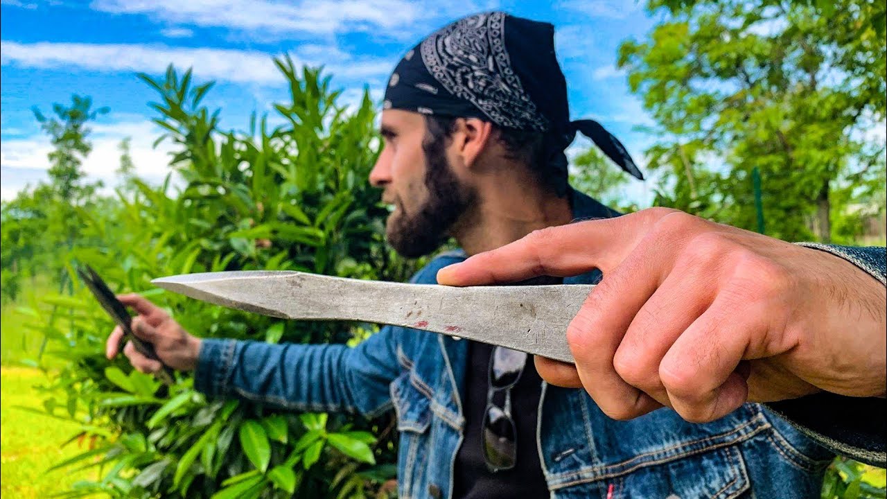 NO-SPIN KNIFE THROWING