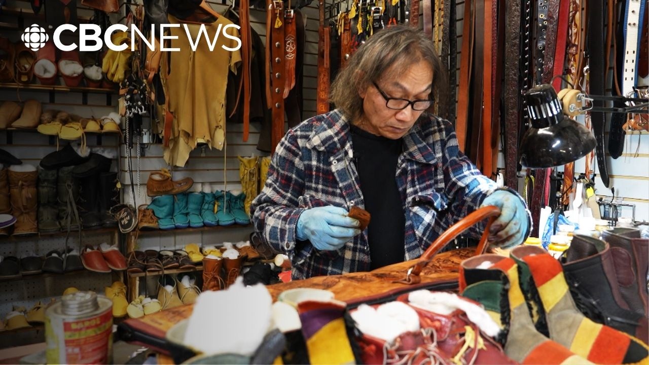 Why customers keep coming back to this self-taught leathersmith