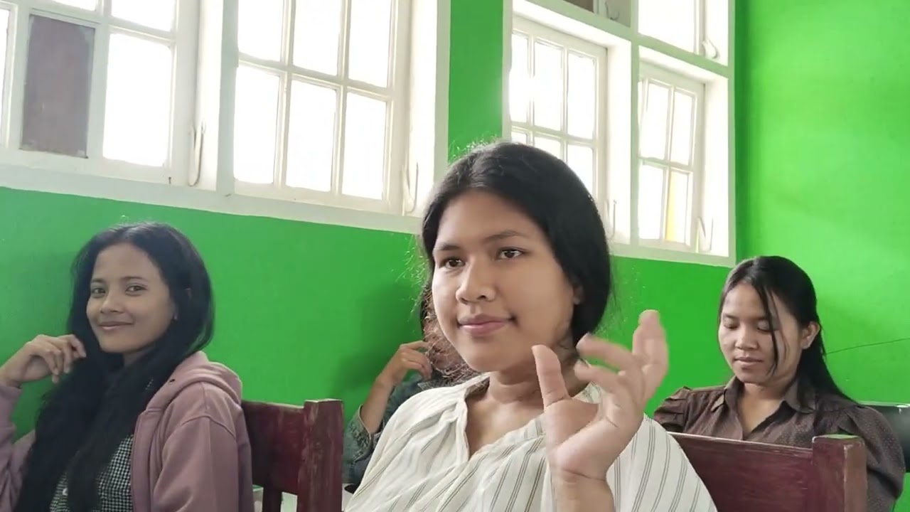 Praktik mengajar di dalam kelas (Kelas 1 Bahasa Indonesia Fase A) Mata kuliah: Microteacing