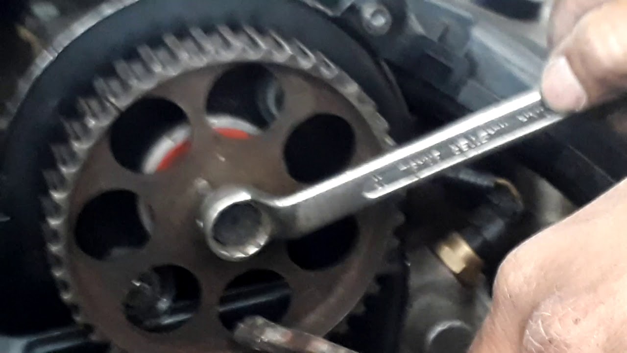 Troca da bomba d'&aacute;gua do Monza