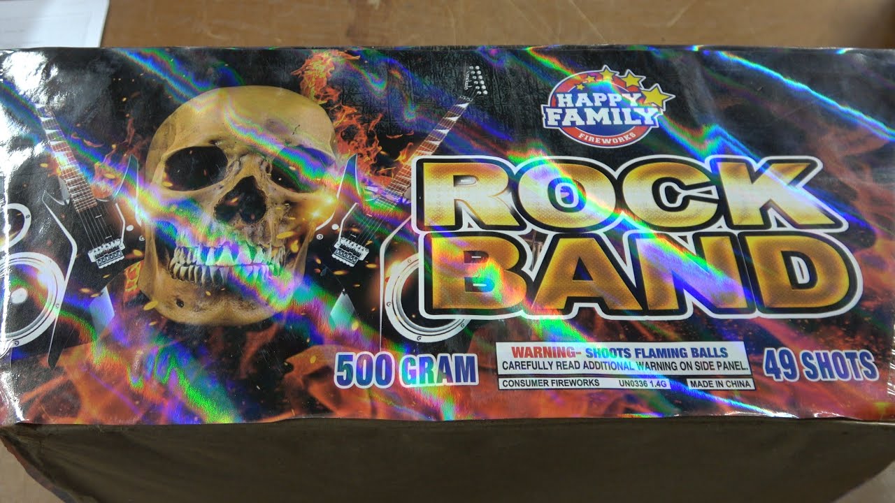 Rock Band 49 shot 500g angled cake Happy Family