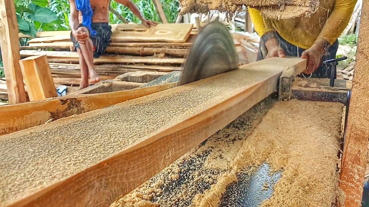 Gergaji rakitan sederhana untuk hasil presisi || operatori ahlinya gergaji