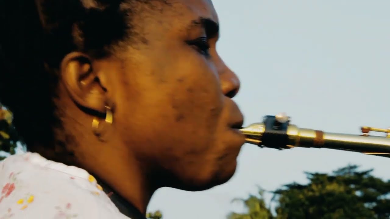 Hosanna Bukole saxcover