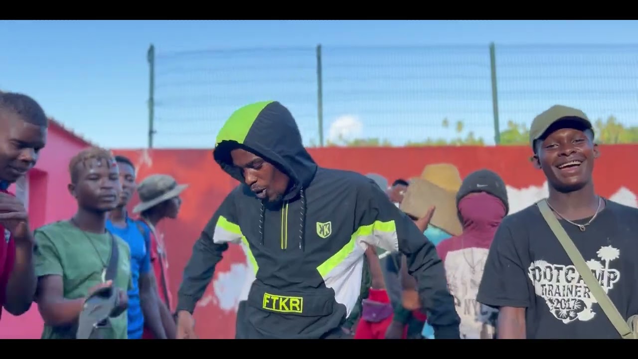 WAKETE - Business Mali (clip officiel)