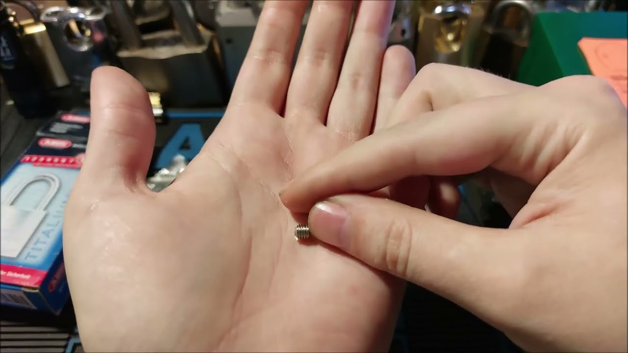 (184) Putting an Evva 3ks into the Abus 86TI/55 & Shackle change on a Lockwood 334B45