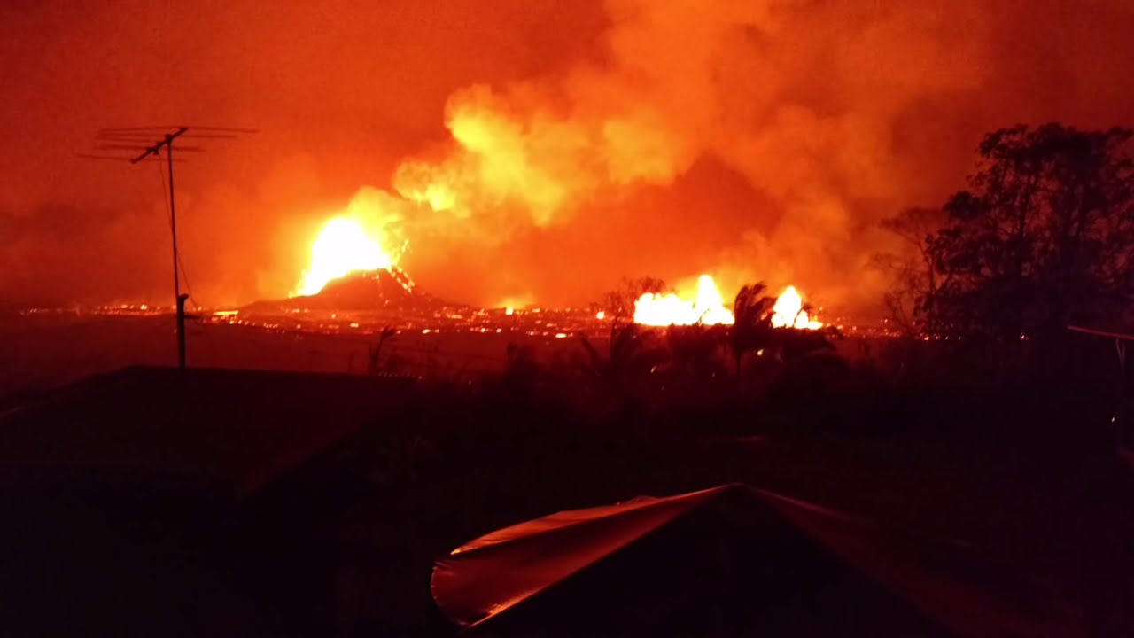 Kilauea eruption lava fountains and massive lava flow.   3:25 AM May 24, 2018