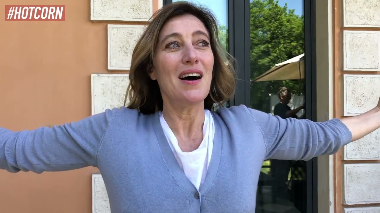 GLI AMORI DI ANAÏS | Intervista a Valeria Bruni Tedeschi | HOT CORN