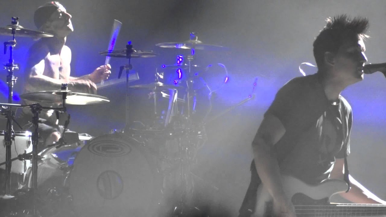 Blink 182 Violence Live Montreal 2011 HD 1080P