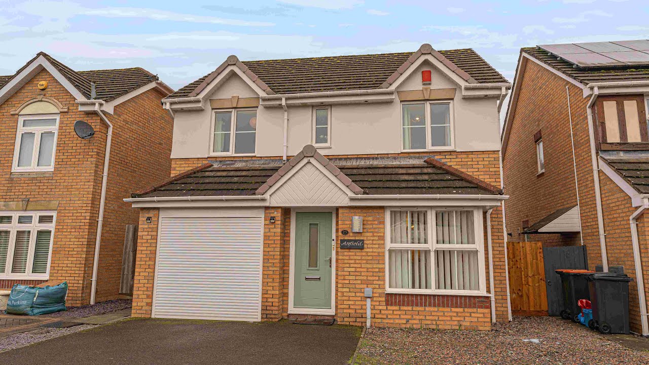 23 Oak Tree Drive