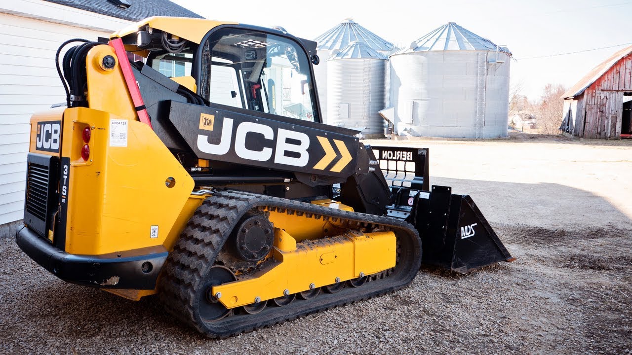 The Arrival - JCB Teleskid