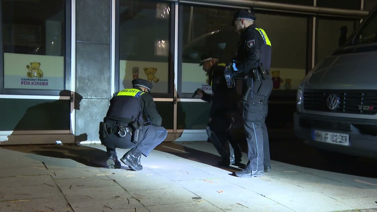 [Hamburg Altona] - Streit unter Jugendgruppe endet mit Messerstichen