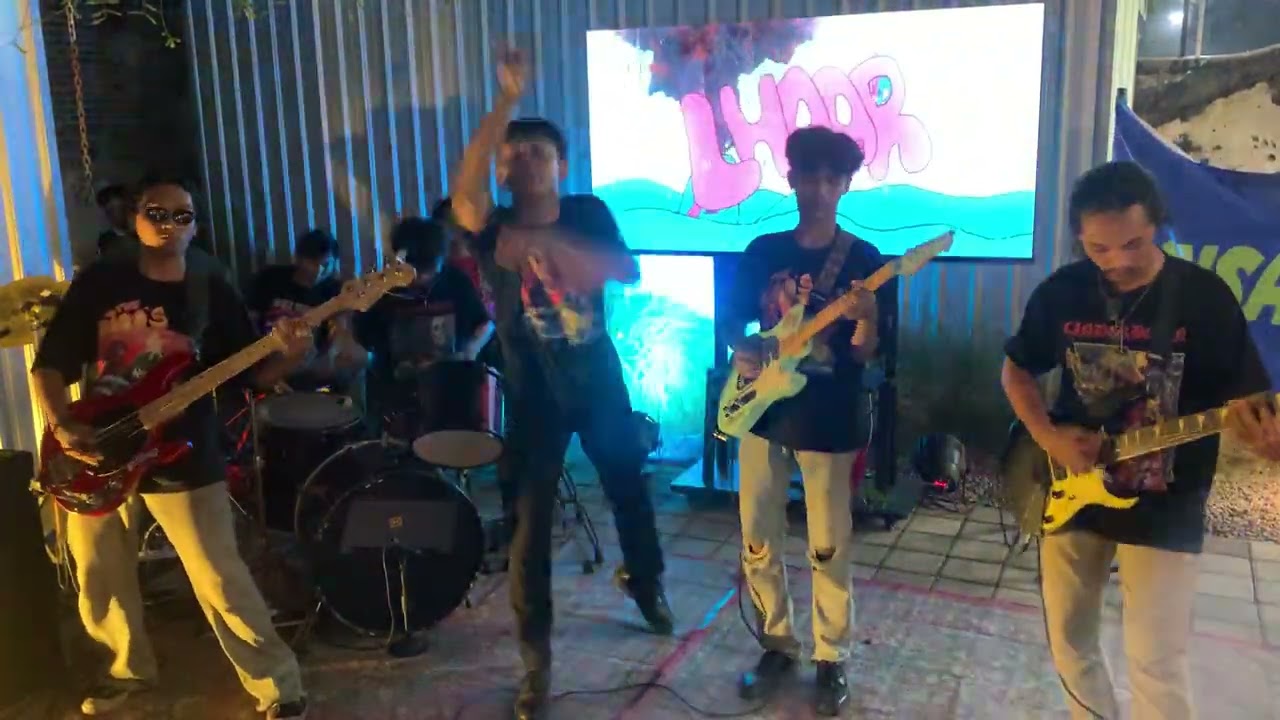 YAJUJ MAJUJ LIVE PERFORMANCES - THE JOO'S