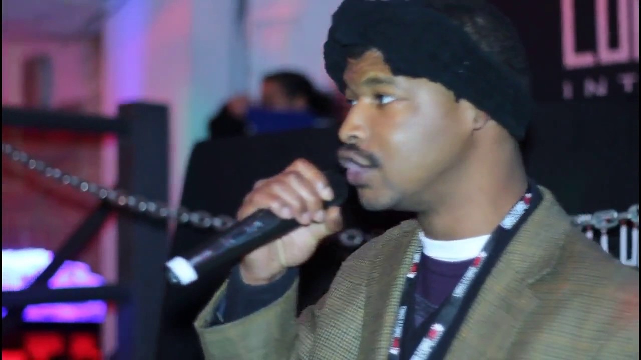 l dimitri Performs at Coast 2 Coast LIVE | Chicago Edition 12/9/16