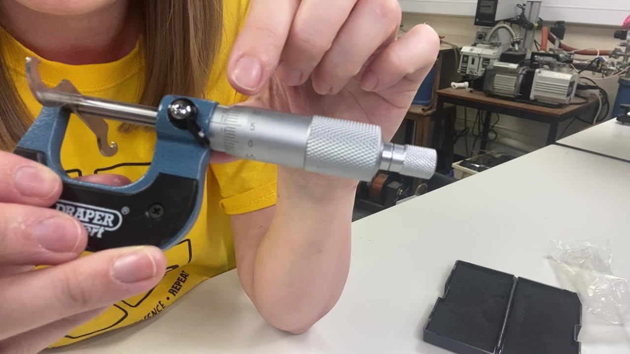 How To Use A Micrometer | LaBLiFe