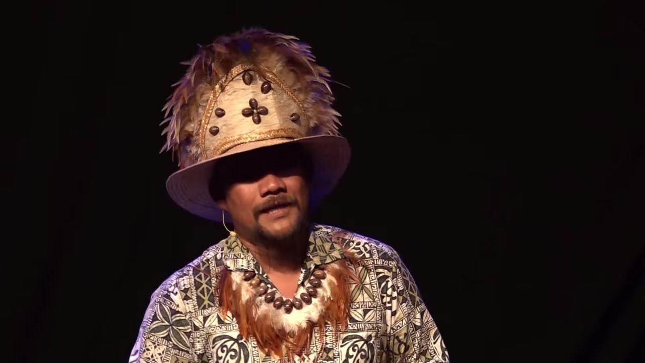 Here Vaikava. Amor por el mar.  | Ludovic Tuki | TEDxElArrayán