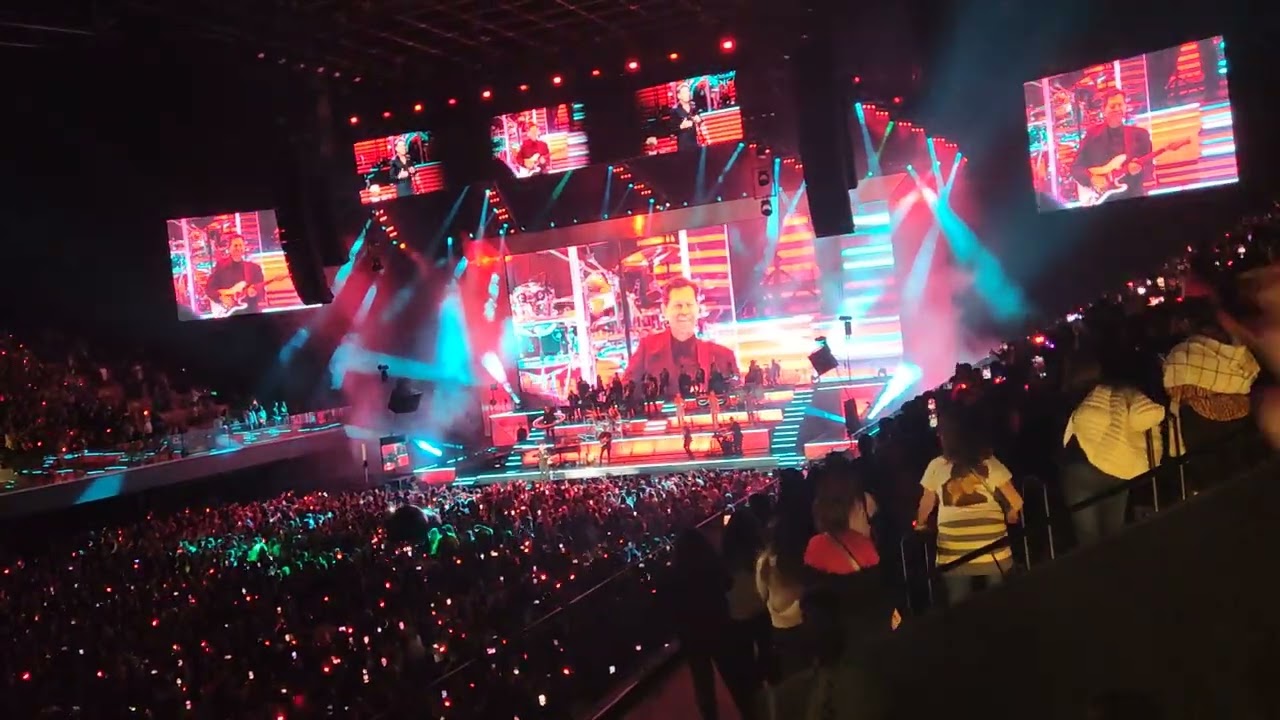 LUIS MIGUEL ÉXITOS AHORA TE PUEDES MARCHAR 1ER SHOW