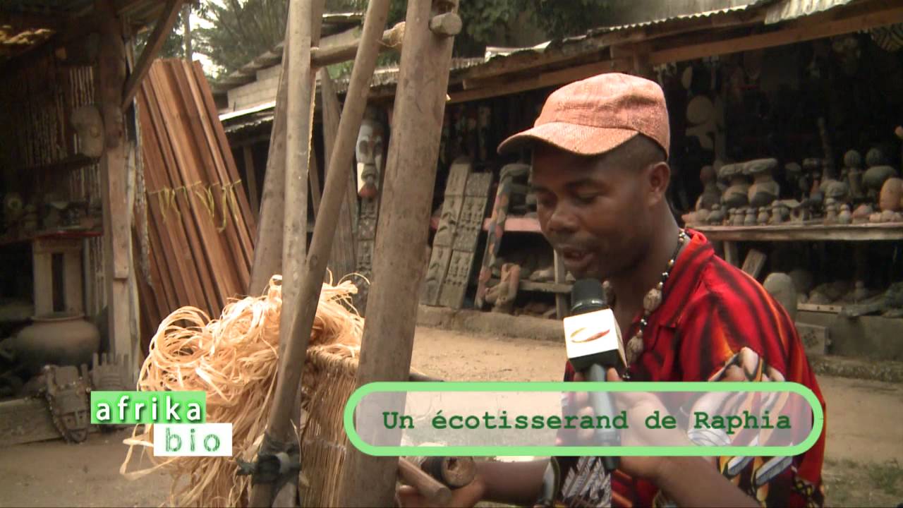 Afrika Bio éco tisserand de raphia + Mathias Mouendé Ngamo